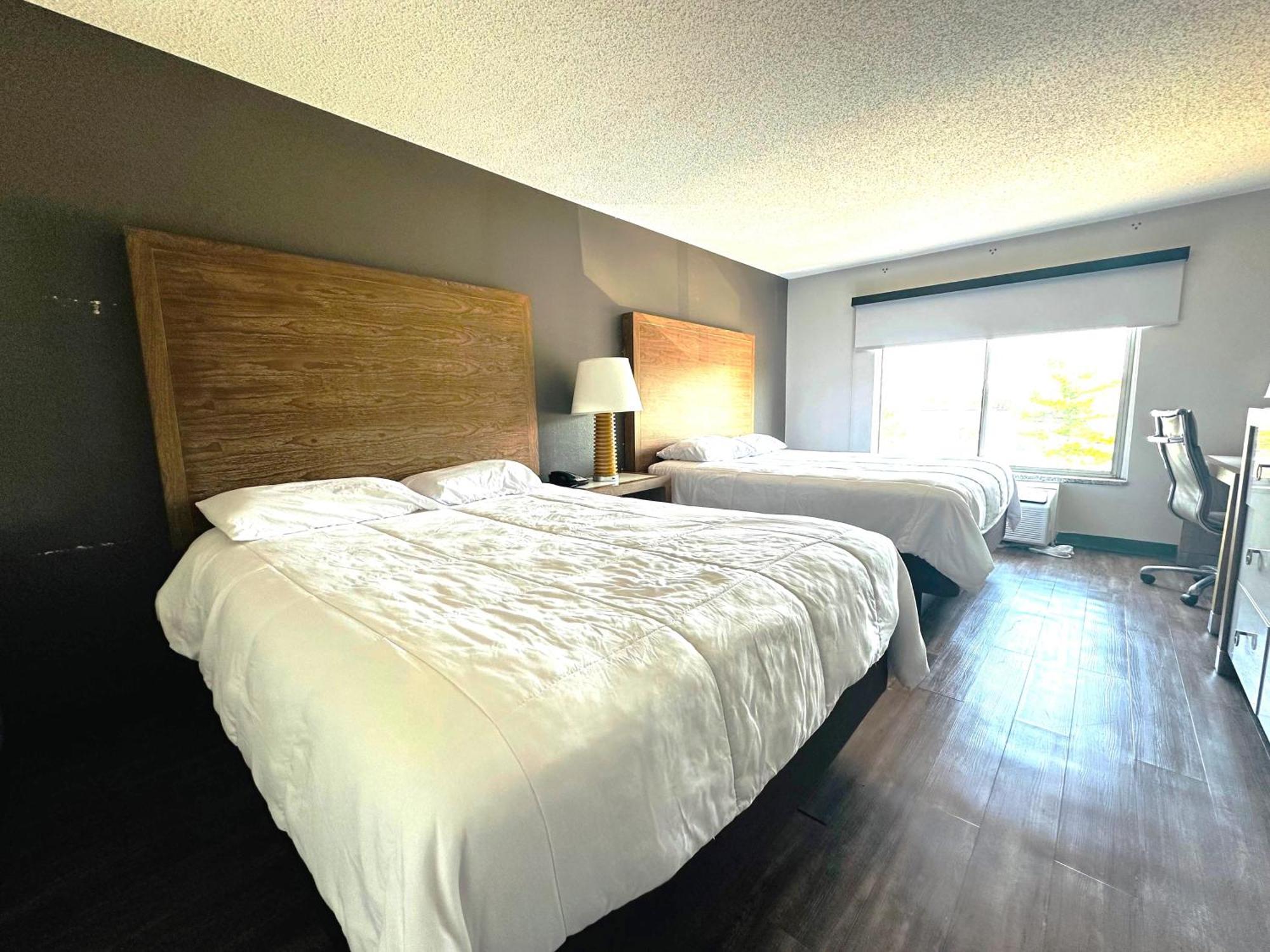 Baymont Inn And Suites By Wyndham Columbus / Near Osu Eksteriør billede