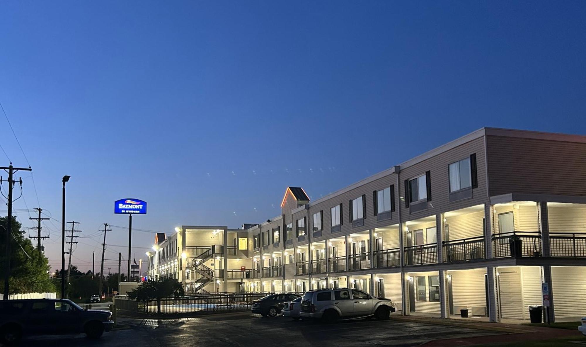 Baymont Inn And Suites By Wyndham Columbus / Near Osu Eksteriør billede
