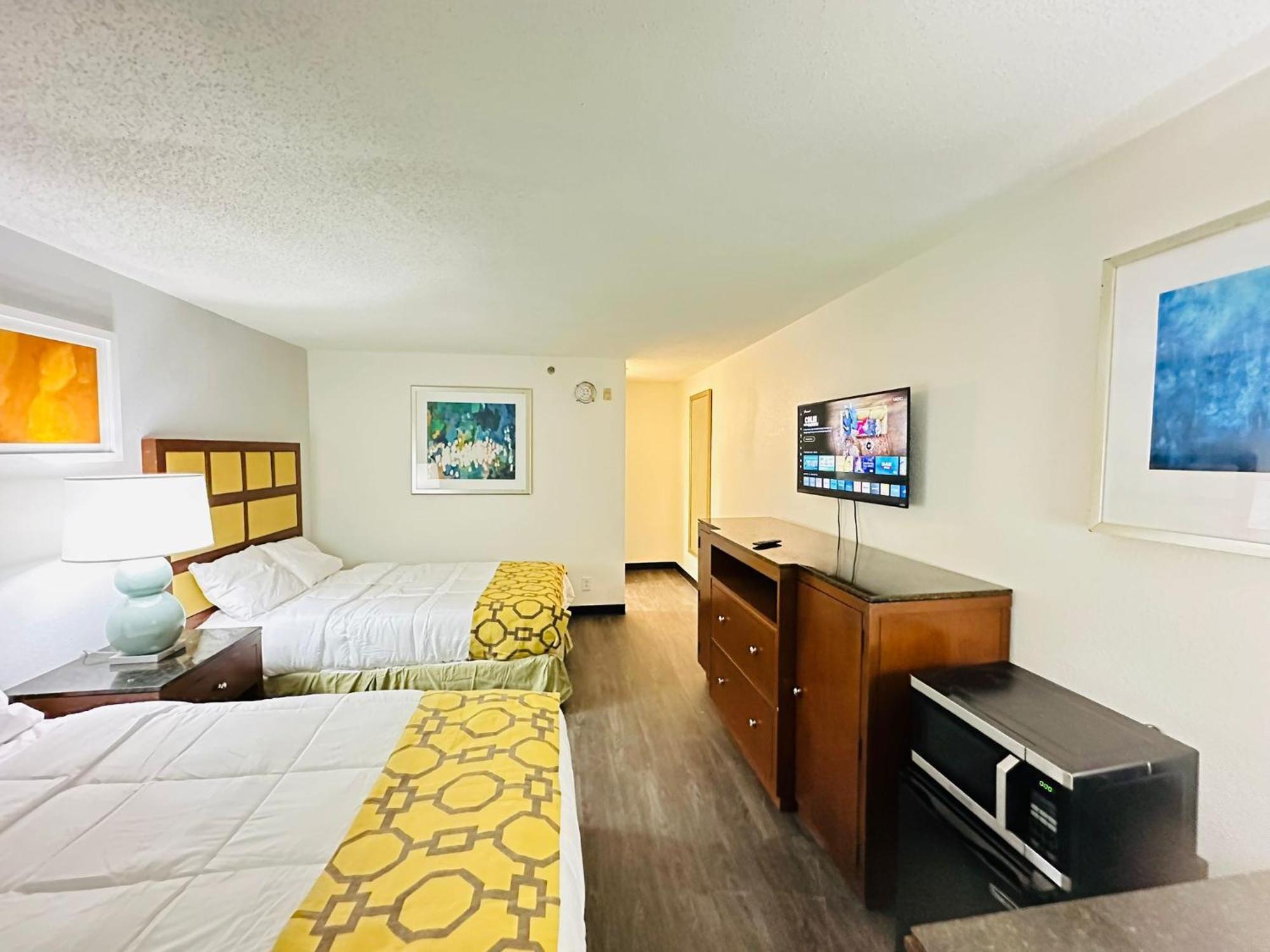 Baymont Inn And Suites By Wyndham Columbus / Near Osu Eksteriør billede