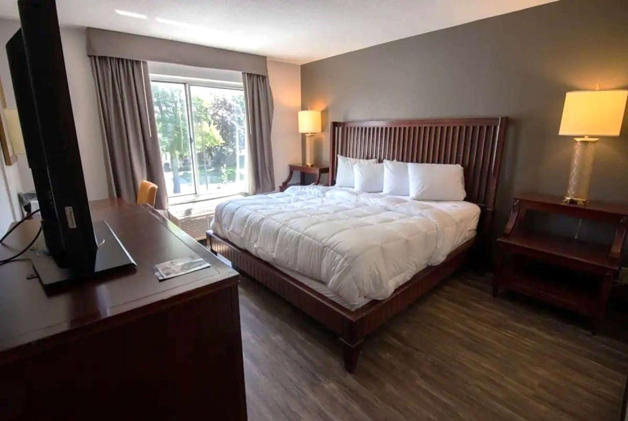 Baymont Inn And Suites By Wyndham Columbus / Near Osu Eksteriør billede